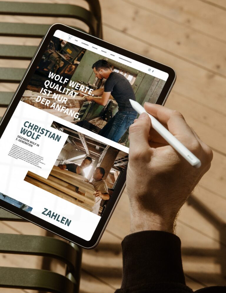 Werbeagentur, Weiden, Oberpfalz, Amberg, Cham, Hof, Marketing, Werbung, kreativmaleins, Geschäftsausstattung, Sägewerk Wolf, Webseite, Webdesign, Online, Branding, Broschüre, Image, Rinde, Sägespäne, Kanthölzer, Breitware, KVS/BSH-Rohware, Handwerk